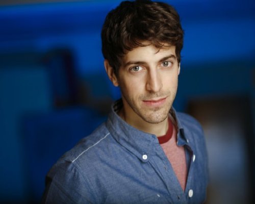 starkid-nerdfighter: This is David Reale. You probably have no idea who he is, yet he played on