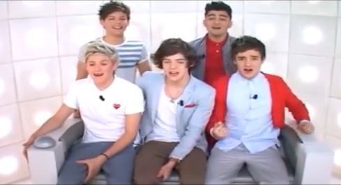 hazzasslut:  cute-niall:  THEY ARE IN THE SAME SEAT, THIS MEANS A NEW INTERVIEW LIKE