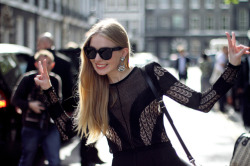 suunday:  This is from London Fashion Week I’m pretty sure.