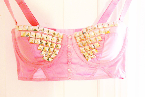 frenchinhalechanelxoxo:  http://frenchinhalechanelxoxo.tumblr.com/
