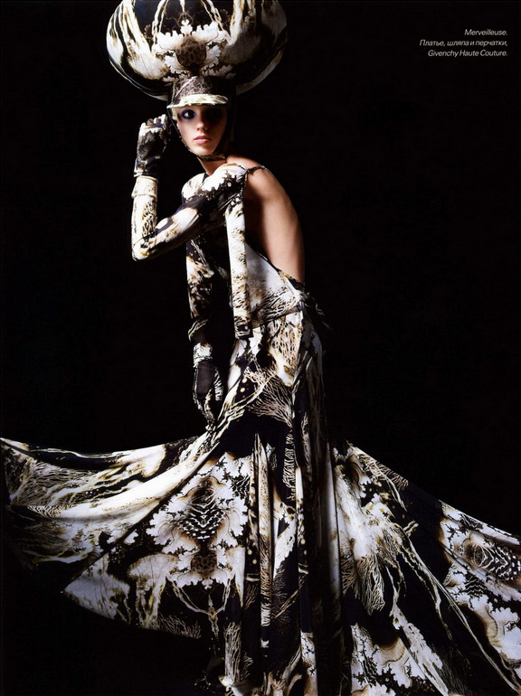 photographicpictures:  Serafima Vakulenko by Salim Langatta - Givenchy Haute Couture