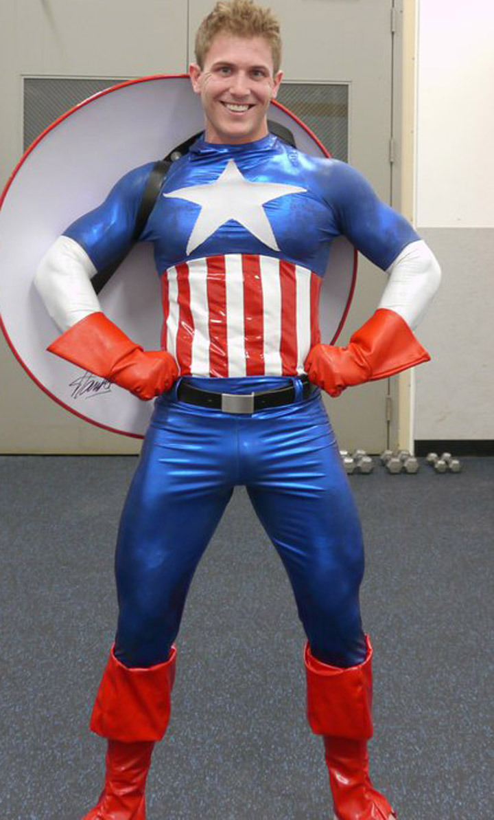 supervillainl:  Whoa. Captain America. 