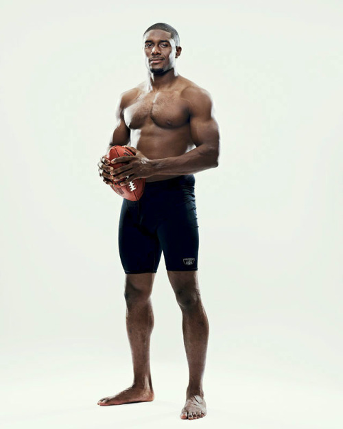 serpentine913:  Reggie Bush + Photographer Philipp Forstner + Red Bulletin Magazine
