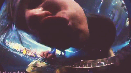 tomtravisandmark:  Your blog has now been kissed by Thomas Matthew DeLonge. Thank