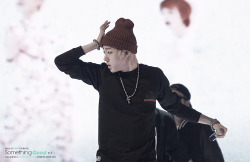 seungseungho:  fuckyeahzico:  [TWITTER 121014] Zico updated his Twitter DP  OH MY GOD ZICO WHY DON’T YOU RESPECT FANTAKEN PHOTORULES?? OH MY GOD HOW CAN YOU JUST USE SOMEONES PICTURE THAT SOMEONE ELSE HAS TAKEN, OOOOOOH MY GAAAAAAAAAAAAD  ^^^