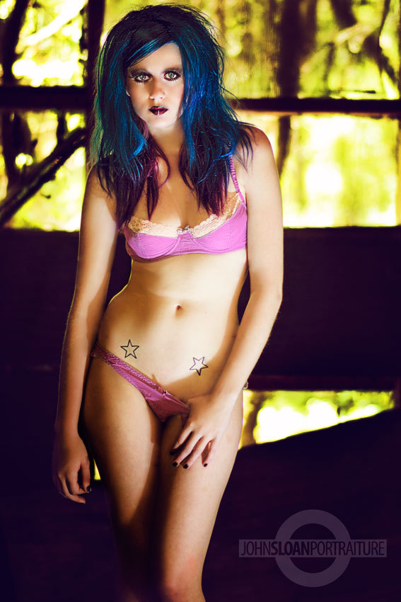chelseachristian:  Photographer/Editor: John Sloan PhotographyMUA/Stylist: Arielle