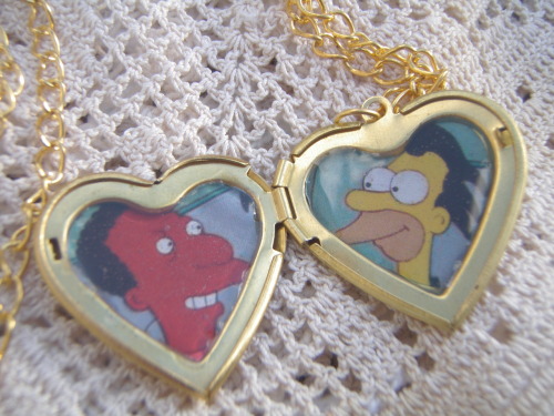 Some lockets have renewed listings on the etsy store! check it out: www.etsy.com/shop/TeddyBe