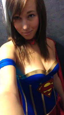 sexyselfshotgirl:  dreaminwhenyourgone:  Im superman  Submit your own self shot photos to us on kik TTSupra, or to our email sexyselfshothottie.tumblr@gmail.com 