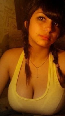 Busty-Teens:  I Love Ample Cleavage In A Tank Top. 