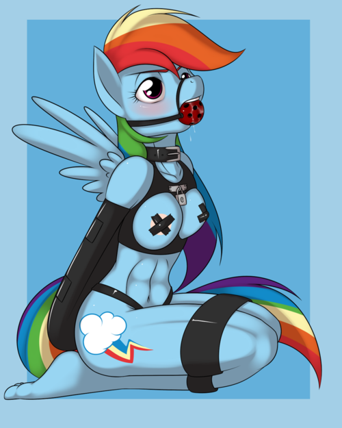 hellotoyourvanity:  badgerandkitty:  Kitty: Forgot who posted these but they lay awesome! MLP:FIM FT