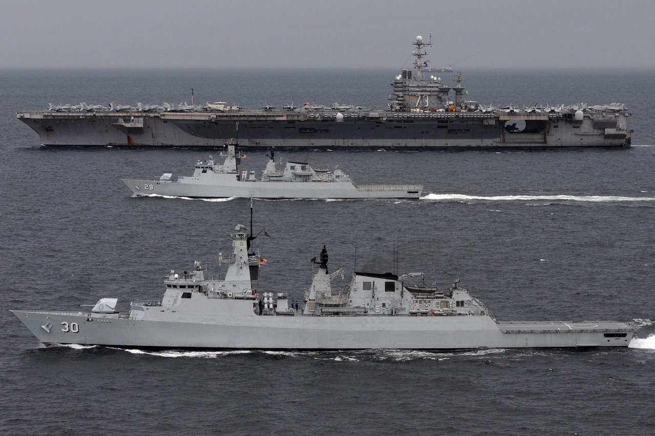 nemoi:  121013-N-WW409-560 (via U.S. Pacific Fleet)