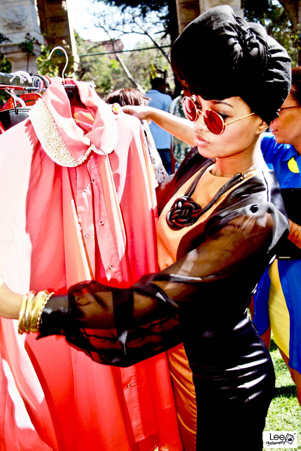 BLACK FASHION