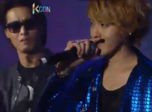 hoeforminho:  Anybody else catch Danny’s face though when Kris was like “this is gunna be a secret” ???   
