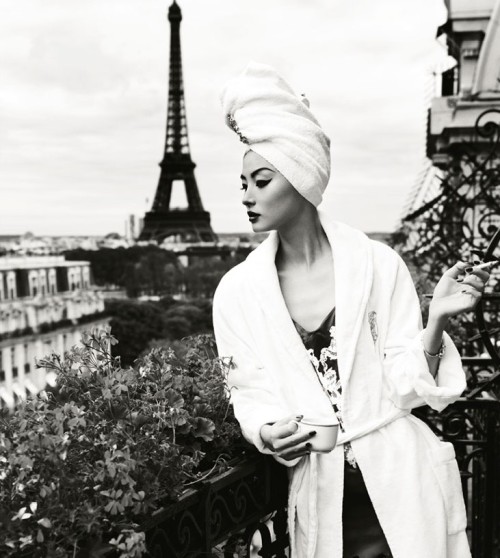 thepinupnoire:  garconniere:  pretaportre:  “Celebrating its 36th anniversary, the October issue of Harper’s Bazaar China travels to Paris for a story featuring classic style. In front of Yin Chao’s lens, Miao Bin Si showcases retro style in luxe