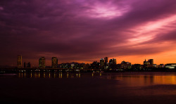 southkorealover:  Yeoido Sunset by raul9000