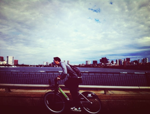 childofthearts:  Ride. 