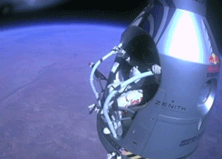 bassil1992:  nicestatus:  ;)  Austrian Felix Baumgartner has broken the record for