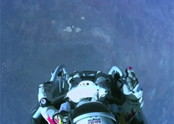 bassil1992:  nicestatus:  ;)  Austrian Felix Baumgartner has broken the record for