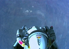 bassil1992:  nicestatus:  ;)  Austrian Felix Baumgartner has broken the record for