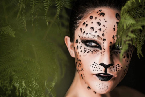 Fancy going for the feline look this Halloween?? Here is my version of a ‘Leopard’ makeup. Want to see a step-by-step guide? Check out my tutorial of this look: http://youtu.be/7kD8Pv2O4Ps