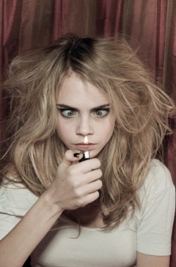 suicideblonde:  Cara Delevinge