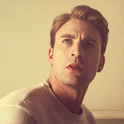 coulsonnn:   #isn’t it amazing how perfectly styled his hair is even after being