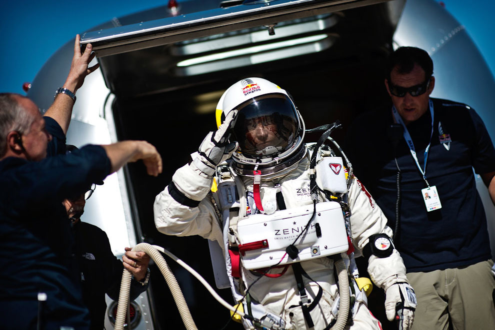 recogedor:  Felix Baumgartner: el misil humano. 