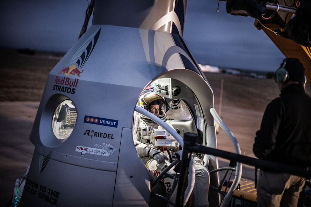 recogedor:  Felix Baumgartner: el misil humano. 