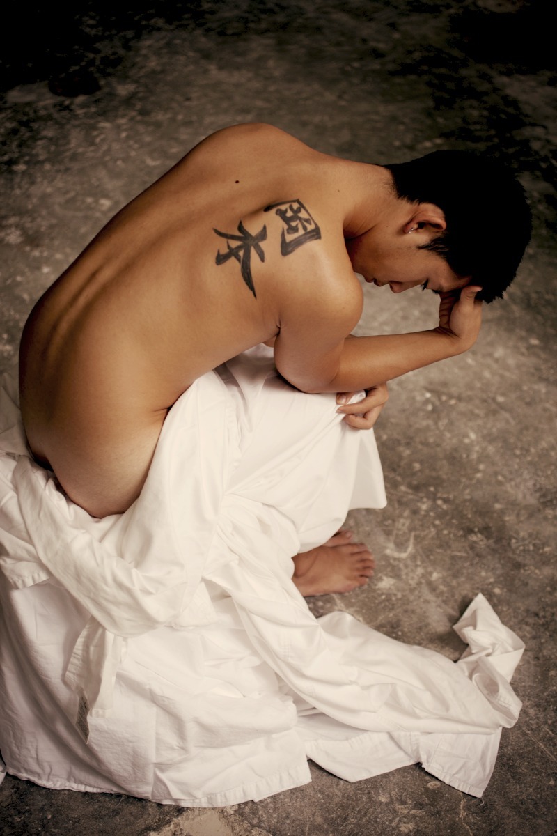 danooosaur:  Study of Cloth + Body Project for and photos by: Jordan Harrison 