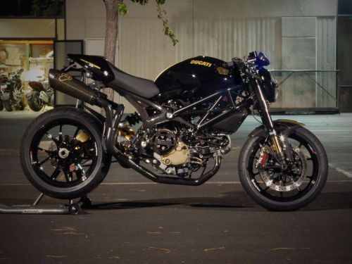 Ducati Monster (via Bikers Cafe)