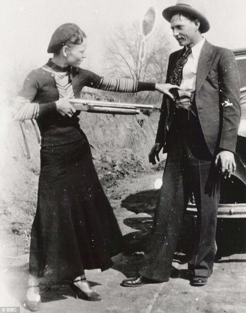 Porn photo Bonnie and Clyde, 1933.