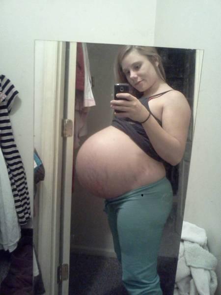 amateurpregnantwives:Holy Huge!!