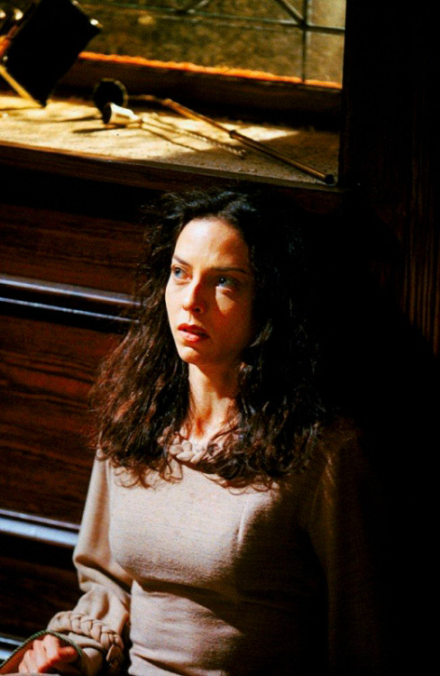 picturesofangel: Drusilla //Stills from 2x05 “Dear Boy”