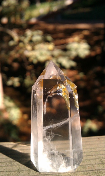 mindaltering:moon-medicine:Metaphysical Properties of Tibetan QuartzTibetan Quartz exhibits powerful