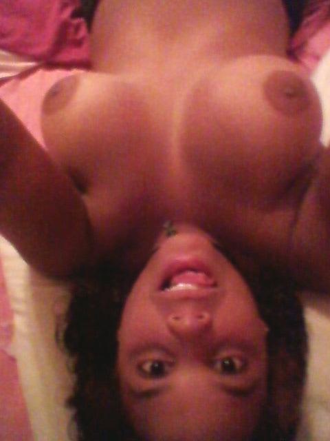 hotblackgirls:  http://hotblackgirls.tumblr.com Do they look good upside-down?