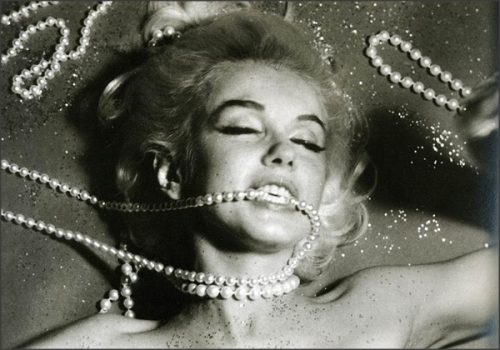 Marilyn, 1962Photos: Bert Stern                       Marilyn sure knew how to make love to the came