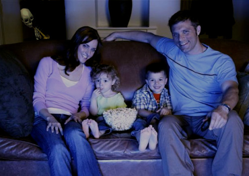 causticantilogy:Wow, would you look at that.  It’s a family watching a nice movie.  Nothing weird ab