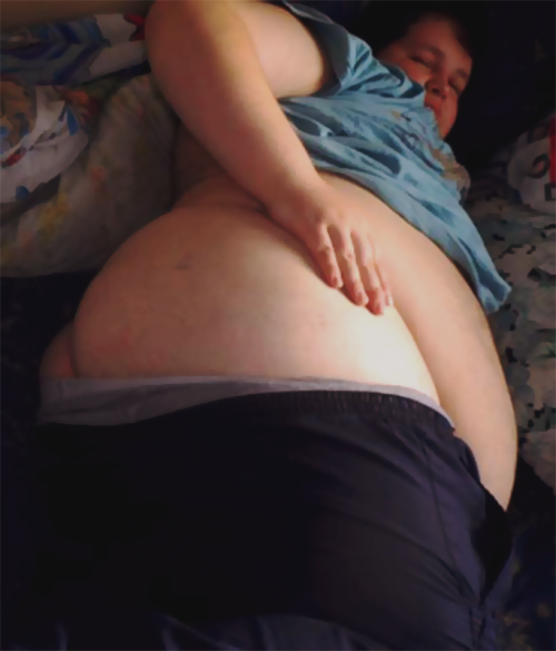 superchubby:  Chubby on the sofa