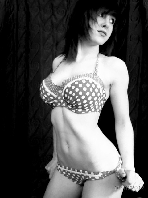 spankmeimaskank:  Topless Tuesday. Went swimming today so I thought I might as well