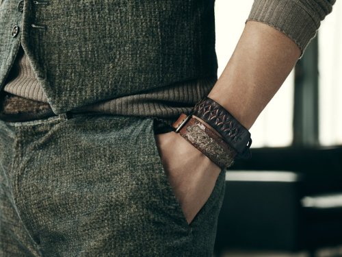 livinginacaseofgold:  i like how gray plays a beautiful combination.. 