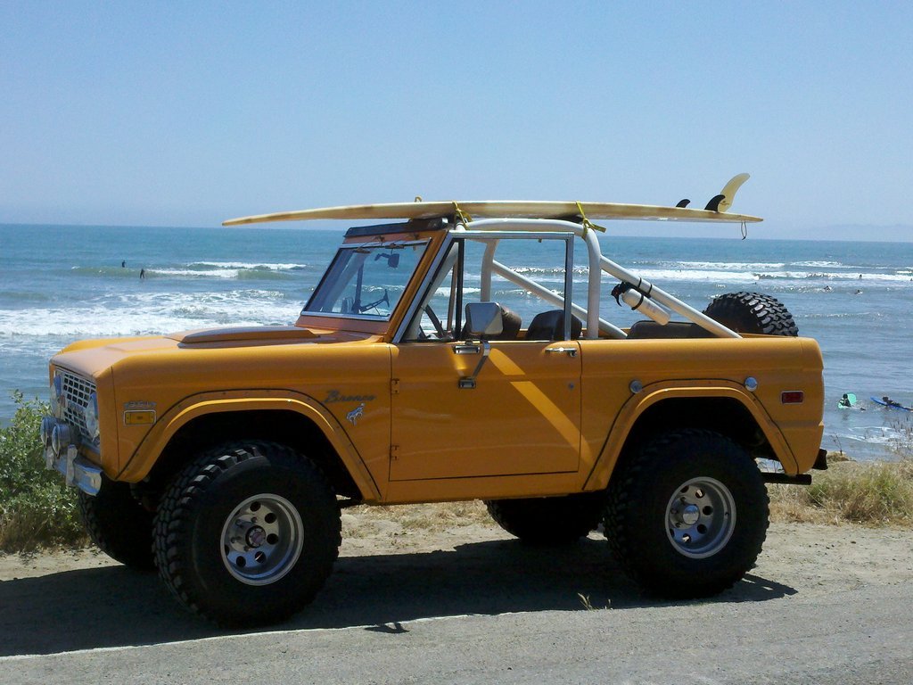 adamandium:  btpicks:  1973 Ford Bronco  I want one so bad.