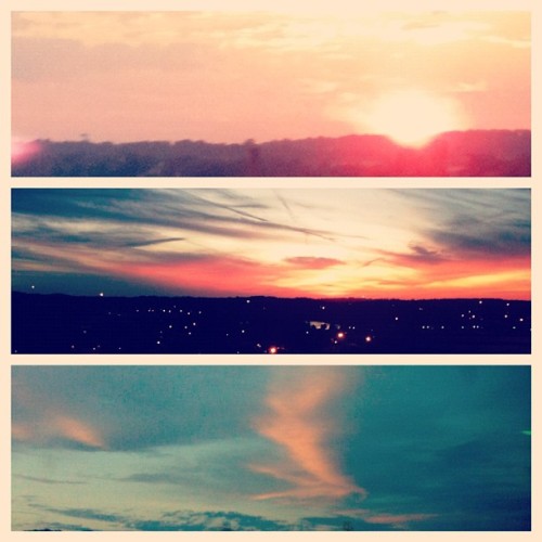 Obsessed with the skies here #knoxville #tennessee #sunset (Taken with Instagram)