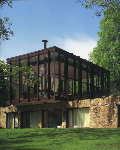 thesorrowsofgin: Wiley House, Philip Johnson, New Canaan, Conn., 1953.