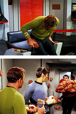 thevoyagereternals:05. The Trouble With Tribbles (TOS 2x15)