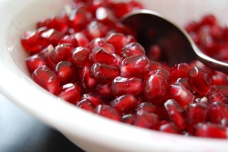 whobang:  oh my lawd, what is that?  Pomegranate
