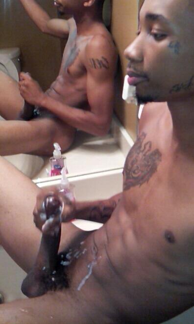 boypussyinn:   