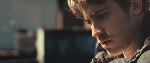 fictionalcharactersreadingbooks:Dean Moriarty of On The Road reading Swann’s Way by Marcel Proust