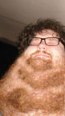 catbountry:  friskachu:  me  the neckiest of beards