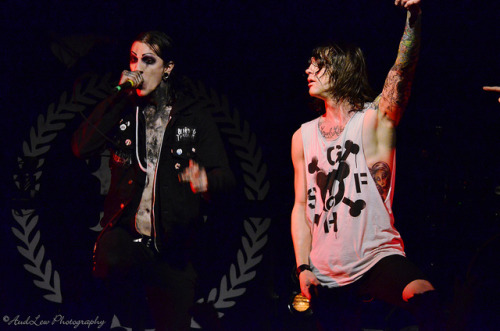 mysilentcore:  Chris Motionless &amp; Beau Bokan Click here for more screamers, tats and tits!