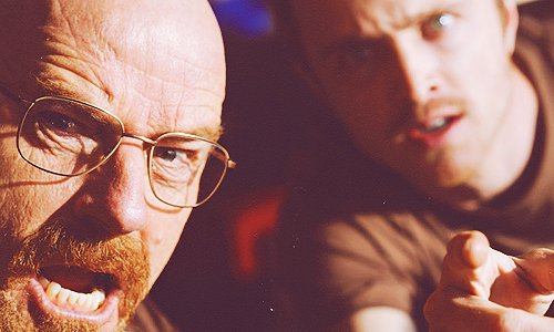 scarjoing:breaking bad: behind the scenes 4.01 ‘box cutter’ by vince gilligan (x)